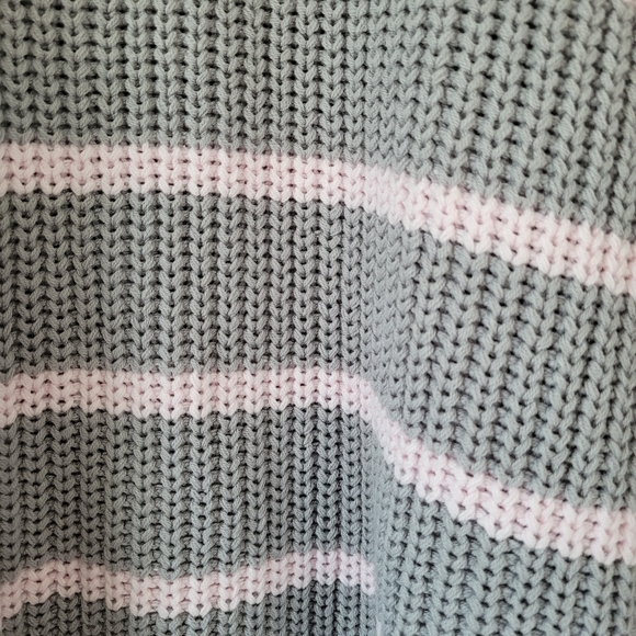 CASLON Mock-neck Grey & Pink Striped Long Sweater - Picture 5 of 9
